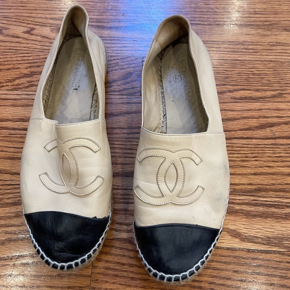 CHANEL ESPADRILLES SIZE 41 - Picture 1 of 8